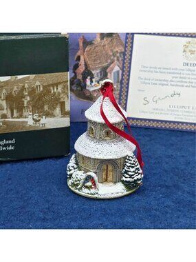 Lilliput Lane Silent Night Ornament 2000 England Manger Church Vintage COA